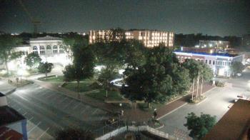 Weather camera view of Walton�s 5 & 10.