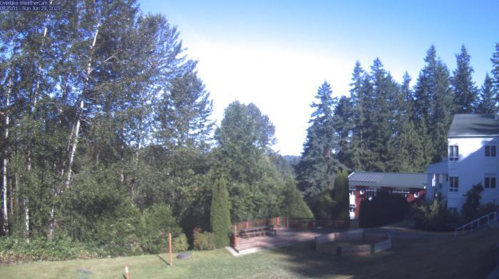 Weather camera view of The Overlake School.